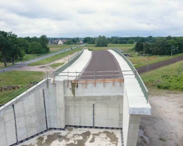 Rumpf-Brücke in Wust: Mahnmal des Versagens